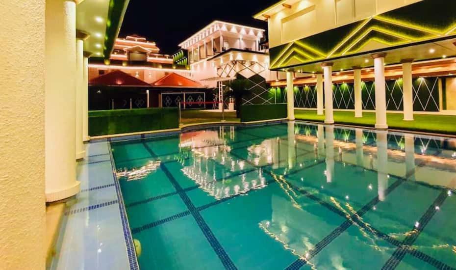 Hotel B8 Chennai